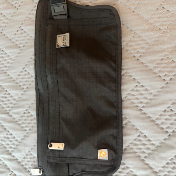 Black RFID Blocking Neck Stash - Picture 3 of 7